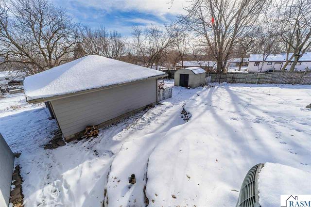 626 Austin Drive, St. Peter, MN 56082