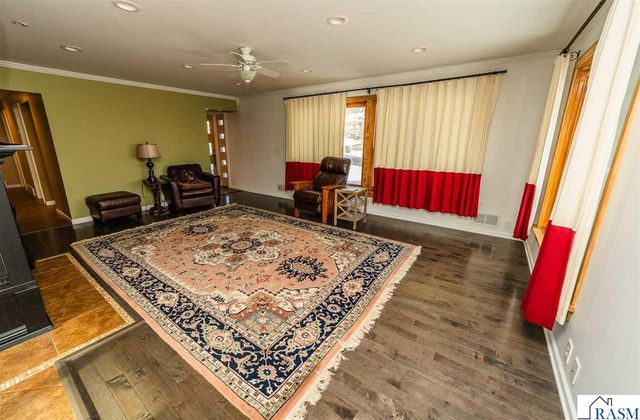 626 Austin Drive, St. Peter, MN 56082