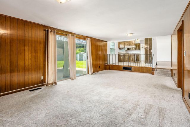 2715 Kenview Road S, Columbus, OH 43209
