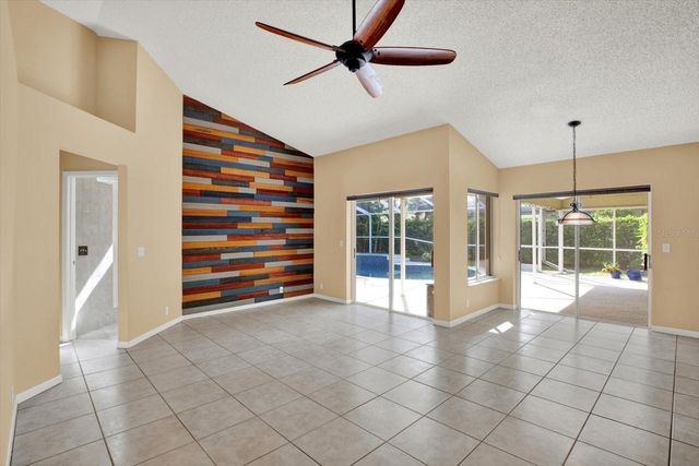 631 HOUSE WREN CIRCLE, Palm Harbor, FL 34683