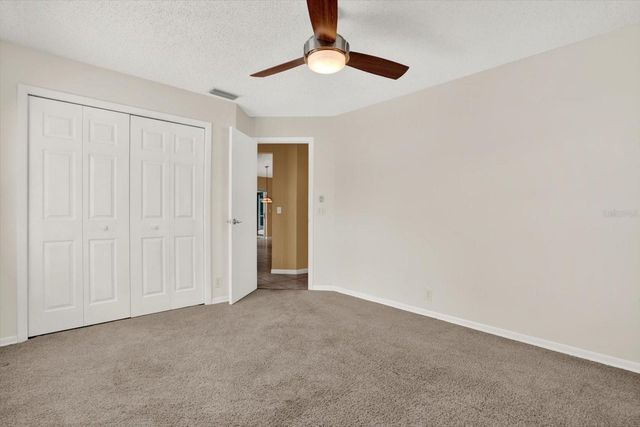 631 HOUSE WREN CIRCLE, Palm Harbor, FL 34683