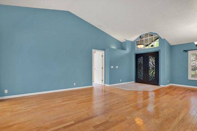 631 HOUSE WREN CIRCLE, Palm Harbor, FL 34683