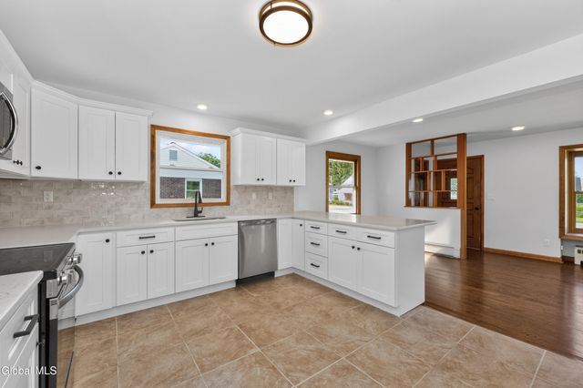 1406 Red Mill Road, East Greenbush, NY 12144