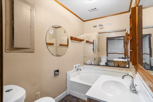 75 Piatonia Rd., Lumberton, MS 39455