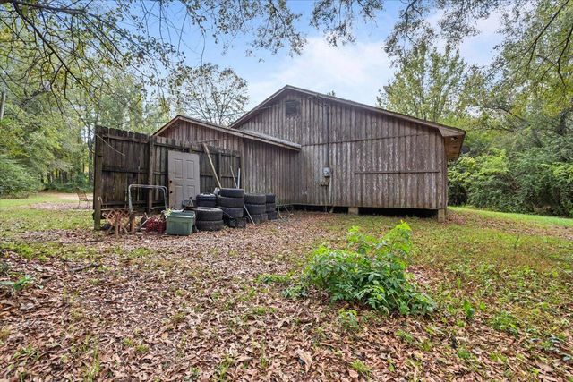 75 Piatonia Rd., Lumberton, MS 39455