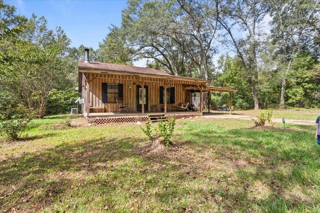 75 Piatonia Rd., Lumberton, MS 39455