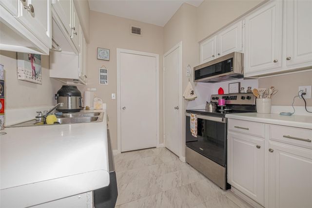 2475 Underwood Street 381, Houston, TX 77030