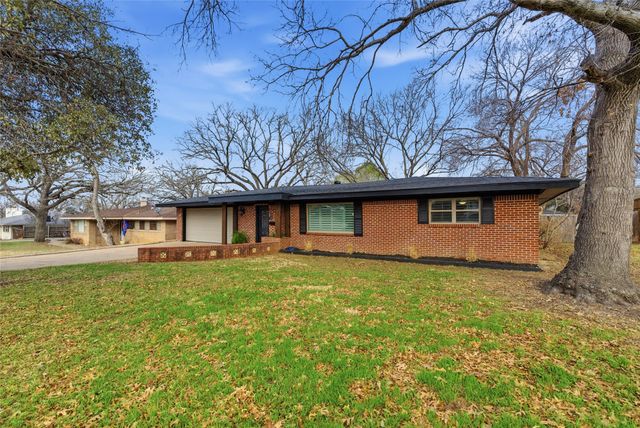 1415 Scenic, Graham, TX 76450