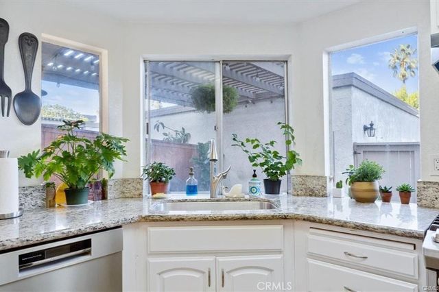 4406 Sea Harbour Drive, Huntington Beach, CA 92649