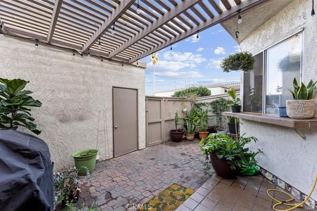 4406 Sea Harbour Drive, Huntington Beach, CA 92649