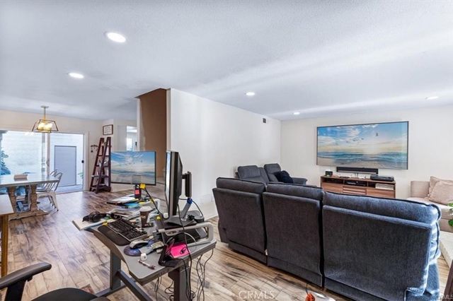 4406 Sea Harbour Drive, Huntington Beach, CA 92649