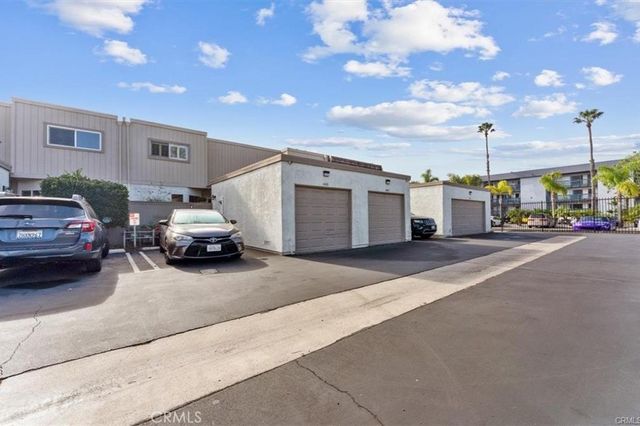 4406 Sea Harbour Drive, Huntington Beach, CA 92649