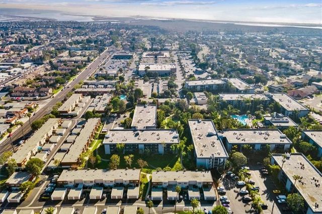4406 Sea Harbour Drive, Huntington Beach, CA 92649
