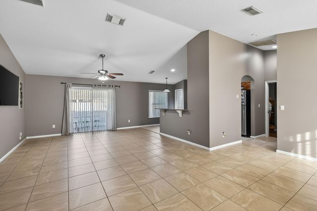 933 SW General Patton Terrace, Port St. Lucie, Port St Lucie, FL 34953