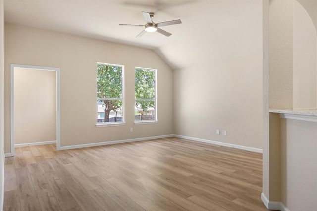 310 Spring DR, Kyle, TX 78640