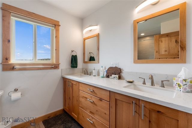 15 Sky View, Ennis, MT 59729