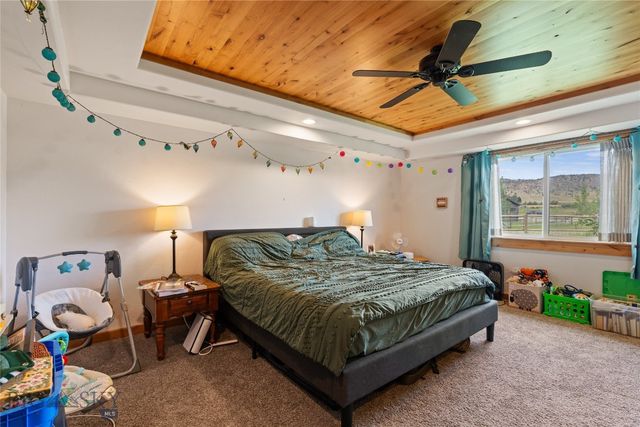 15 Sky View, Ennis, MT 59729