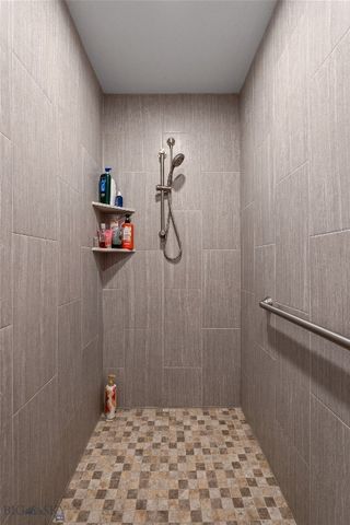 15 Sky View, Ennis, MT 59729