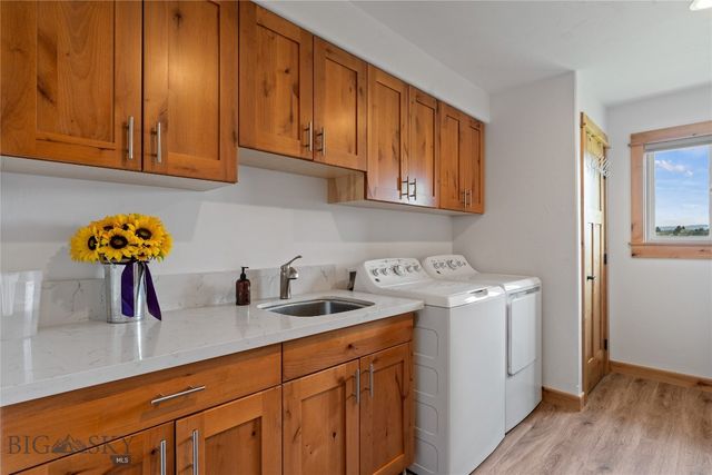 15 Sky View, Ennis, MT 59729