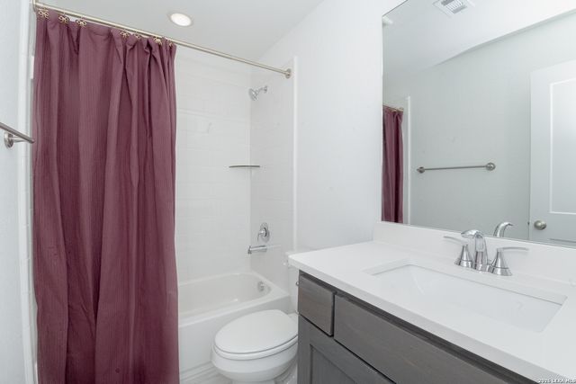 1660 Allington Park, Bulverde, TX 78163