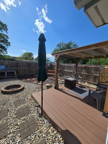 1028 N 11th Street, Elwood, IN 46036