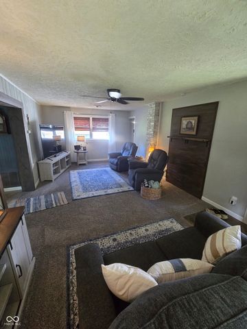 1028 N 11th Street, Elwood, IN 46036