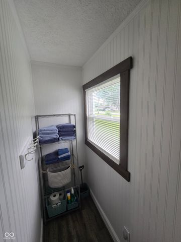 1028 N 11th Street, Elwood, IN 46036