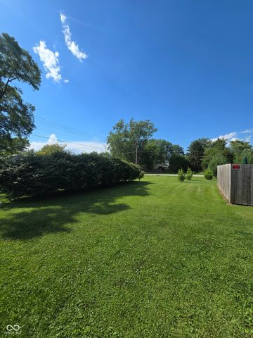 1028 N 11th Street, Elwood, IN 46036