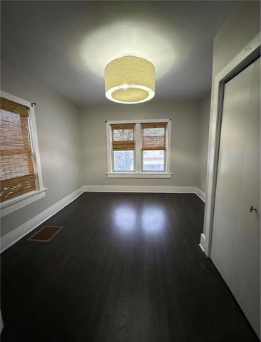 3002 Lafayette Street, St Joseph, MO 64507