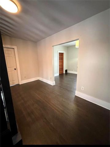 3002 Lafayette Street, St Joseph, MO 64507