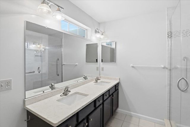 139 Stonington Circle, South Burlington, VT 05403