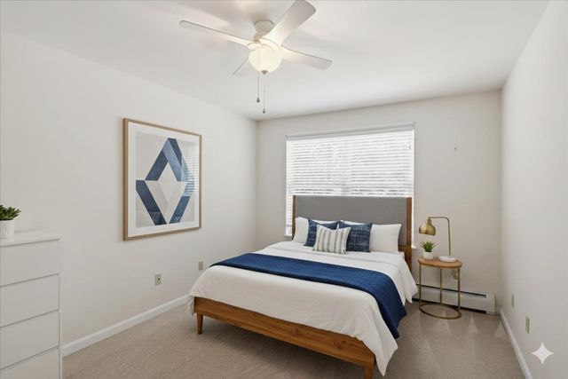 139 Stonington Circle, South Burlington, VT 05403