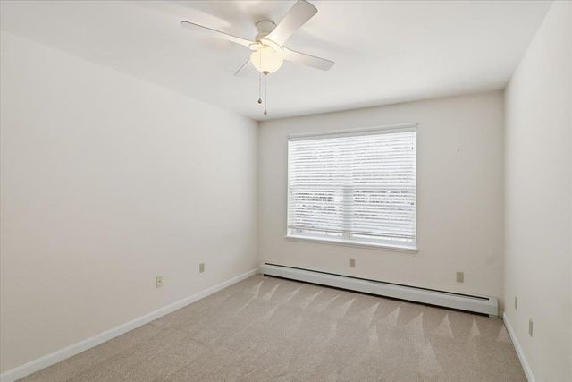 139 Stonington Circle, South Burlington, VT 05403