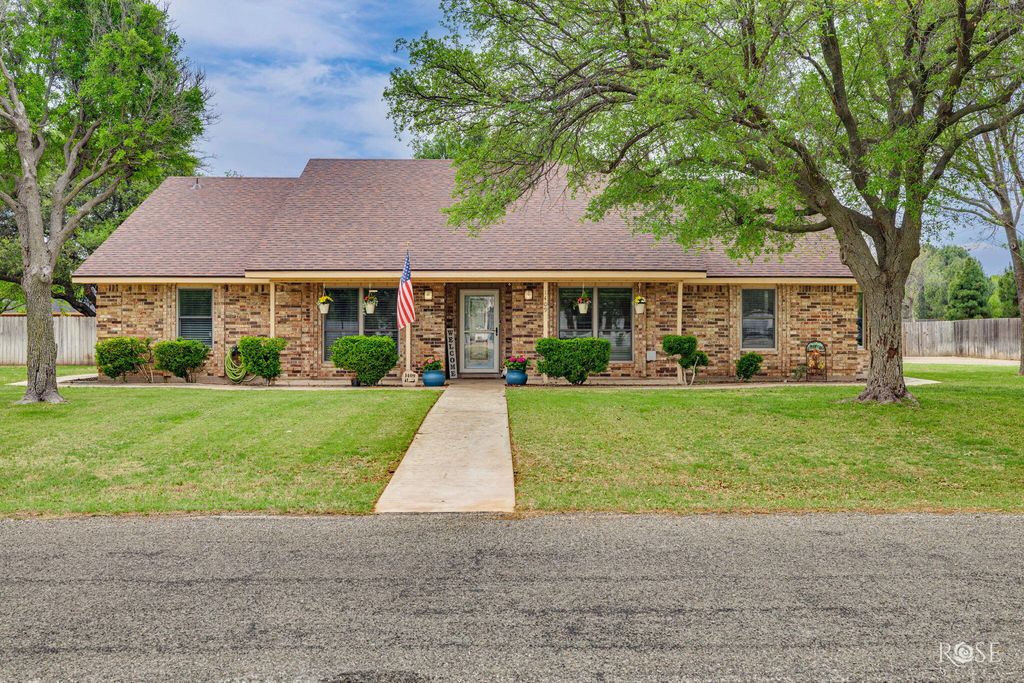 Image 1 of property listing at 1409 Sea Island Road, San Angelo, TX 76904