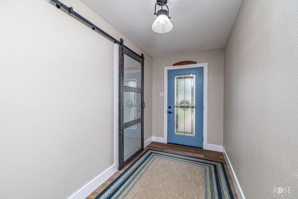 Image 13 of property listing at 1409 Sea Island Road, San Angelo, TX 76904