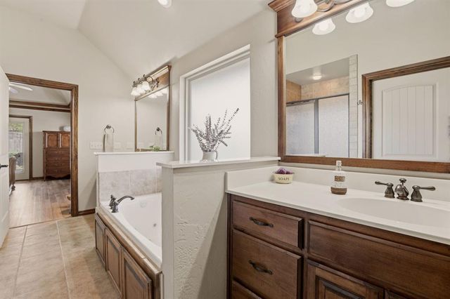 3117 Ash Grove Road, Edmond, OK 73003