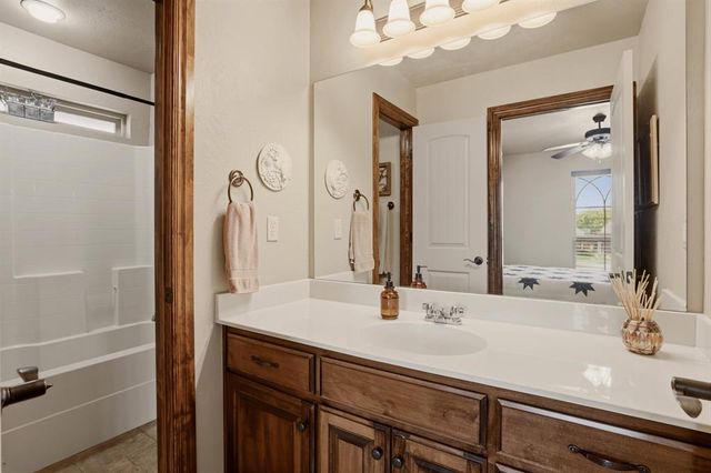 3117 Ash Grove Road, Edmond, OK 73003