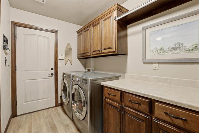 3117 Ash Grove Road, Edmond, OK 73003