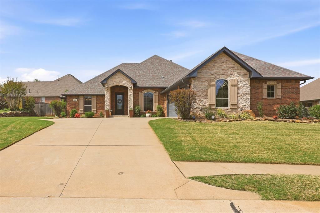 3117 Ash Grove Road, Edmond, OK 73003