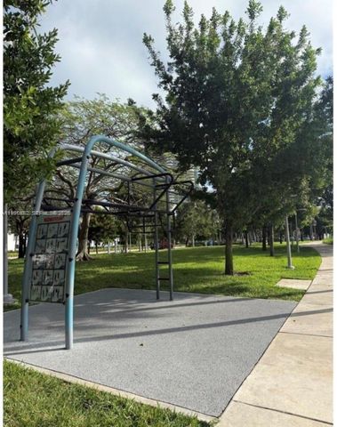 6484 Indian Creek Dr 107, Miami Beach, FL 33141