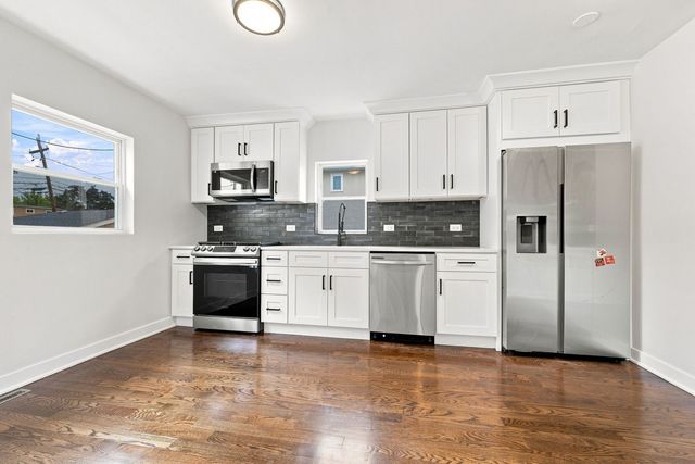 9524 Nashville Avenue, Oak Lawn, IL 60453