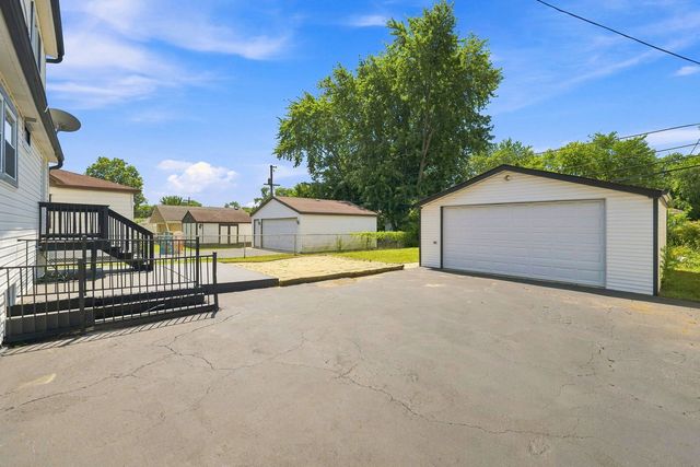 9524 Nashville Avenue, Oak Lawn, IL 60453