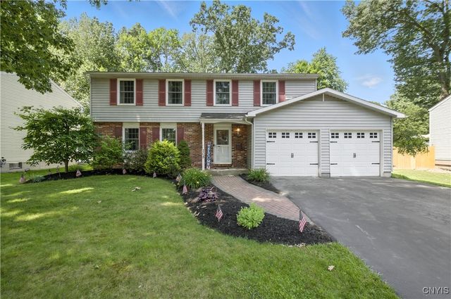 208 Single Drive, Clay, NY 13212
