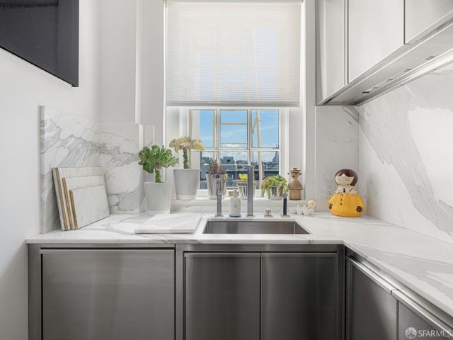 1940 Broadway Street 6, San Francisco, CA 94109