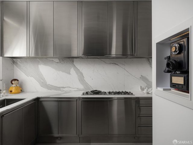 1940 Broadway Street 6, San Francisco, CA 94109