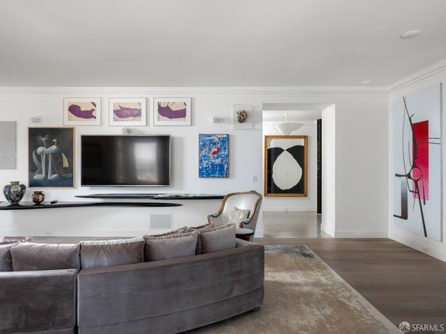 1940 Broadway Street 6, San Francisco, CA 94109