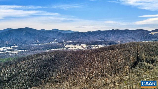 1494 SPRUCE CREEK LN, Nellysford, VA 22958