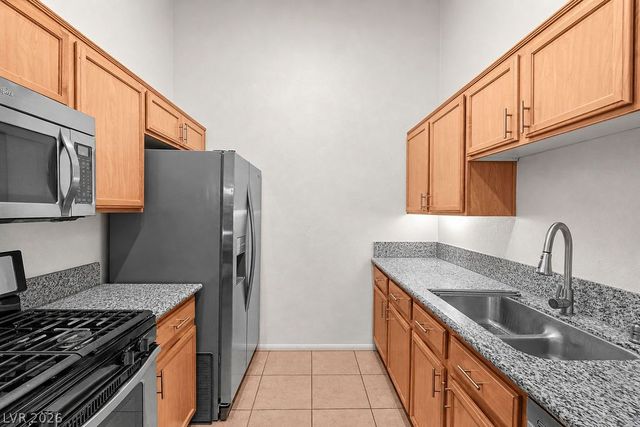 2305 West Horizon Ridge Parkway 2524, Henderson, NV 89052