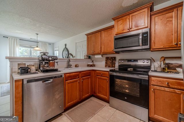 915 Downing Drive, Bethlehem, GA 30620