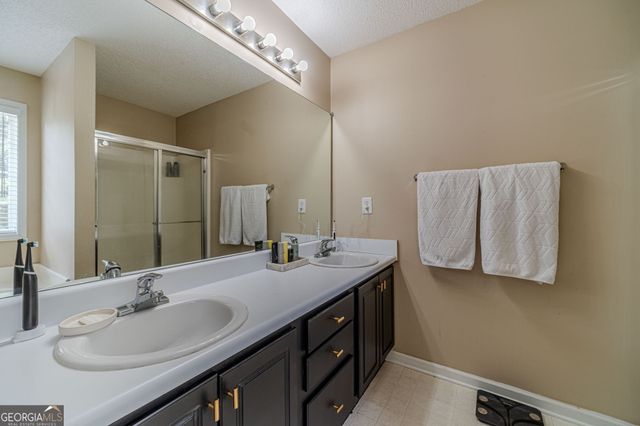 915 Downing Drive, Bethlehem, GA 30620